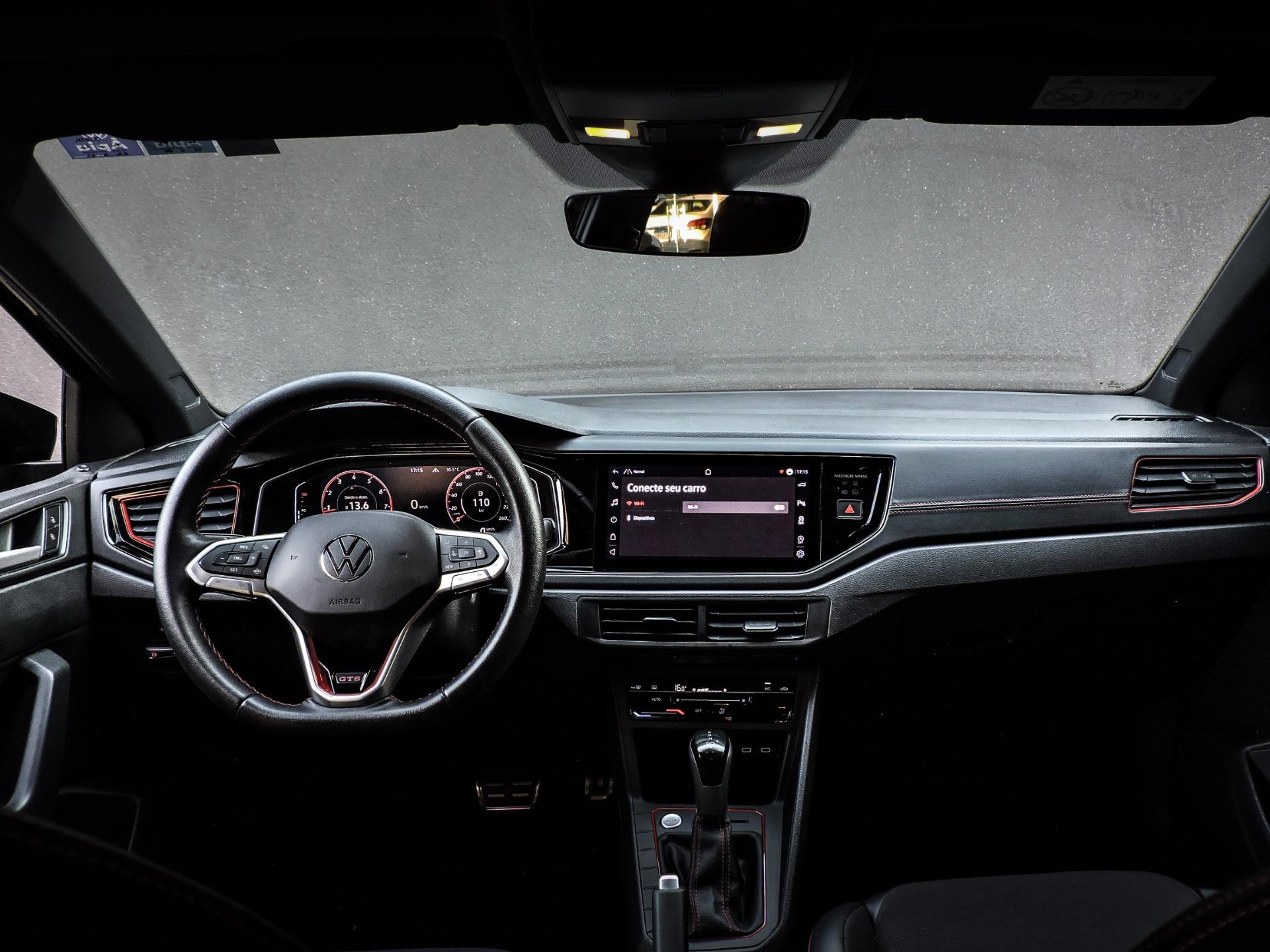 VOLKSWAGEN Polo Hatch - Foto