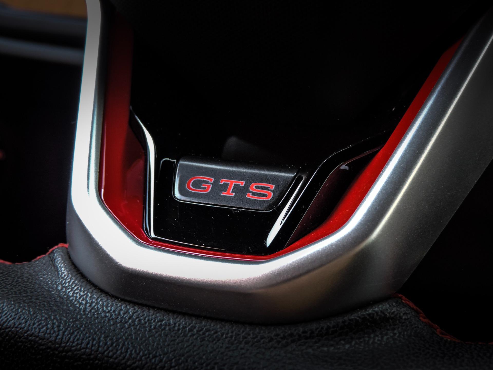 VOLKSWAGEN Polo Hatch - Foto