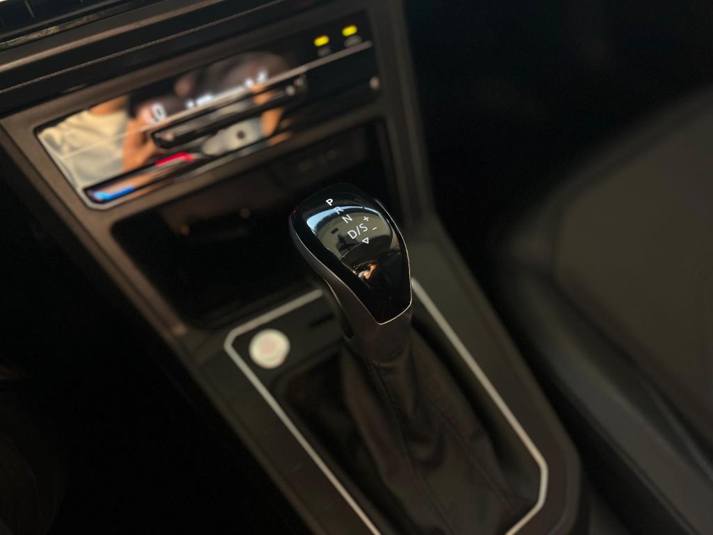 VOLKSWAGEN Polo Hatch - Miniatura