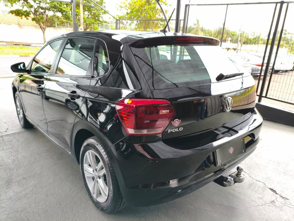 VOLKSWAGEN Polo Hatch - Foto