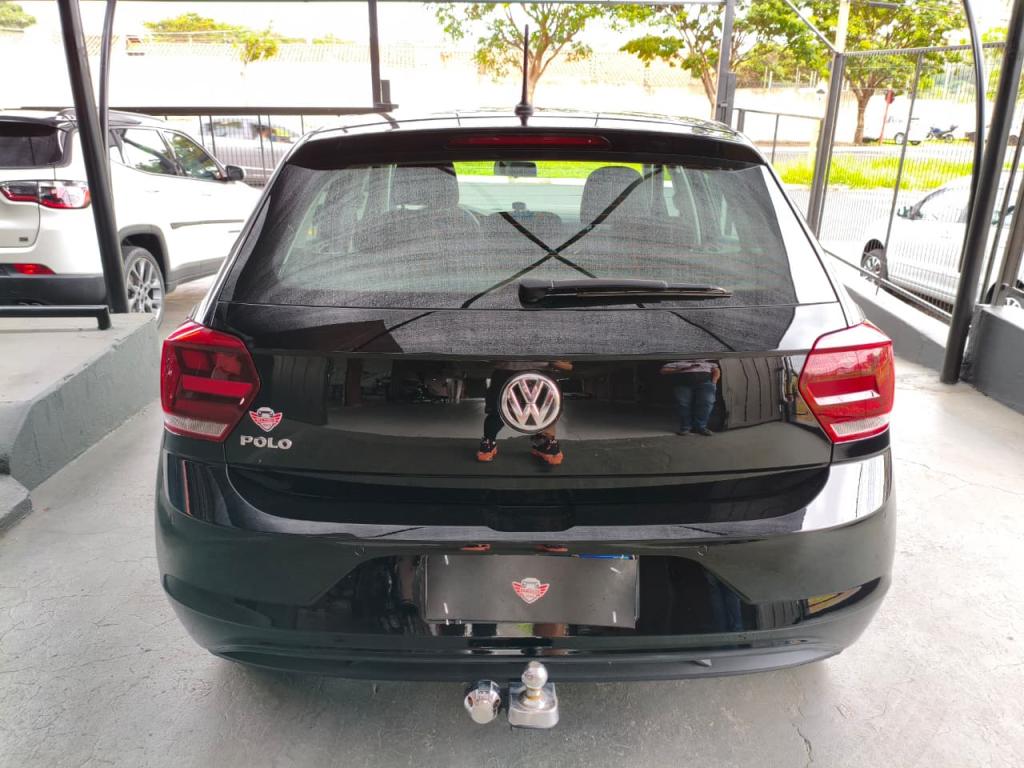 VOLKSWAGEN Polo Hatch - Foto