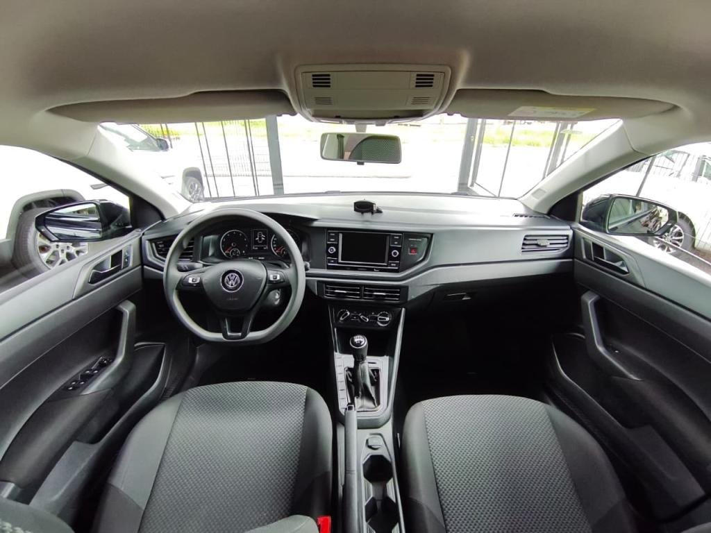 VOLKSWAGEN Polo Hatch - Foto