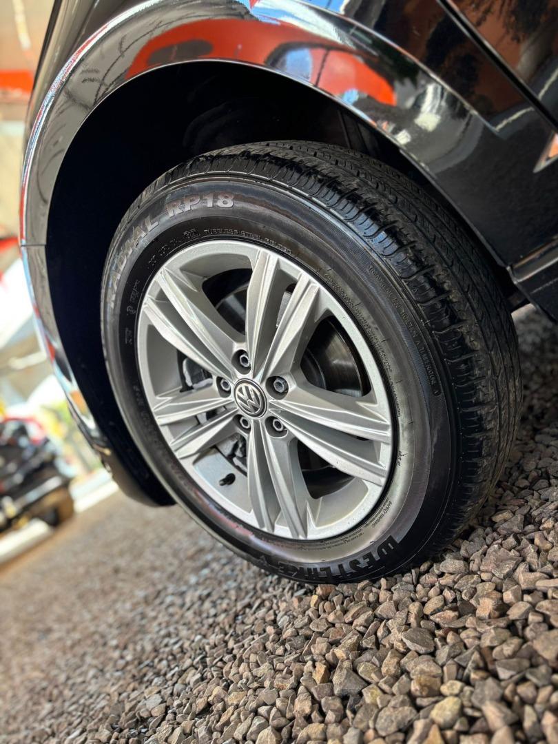 VOLKSWAGEN Polo Hatch - Foto