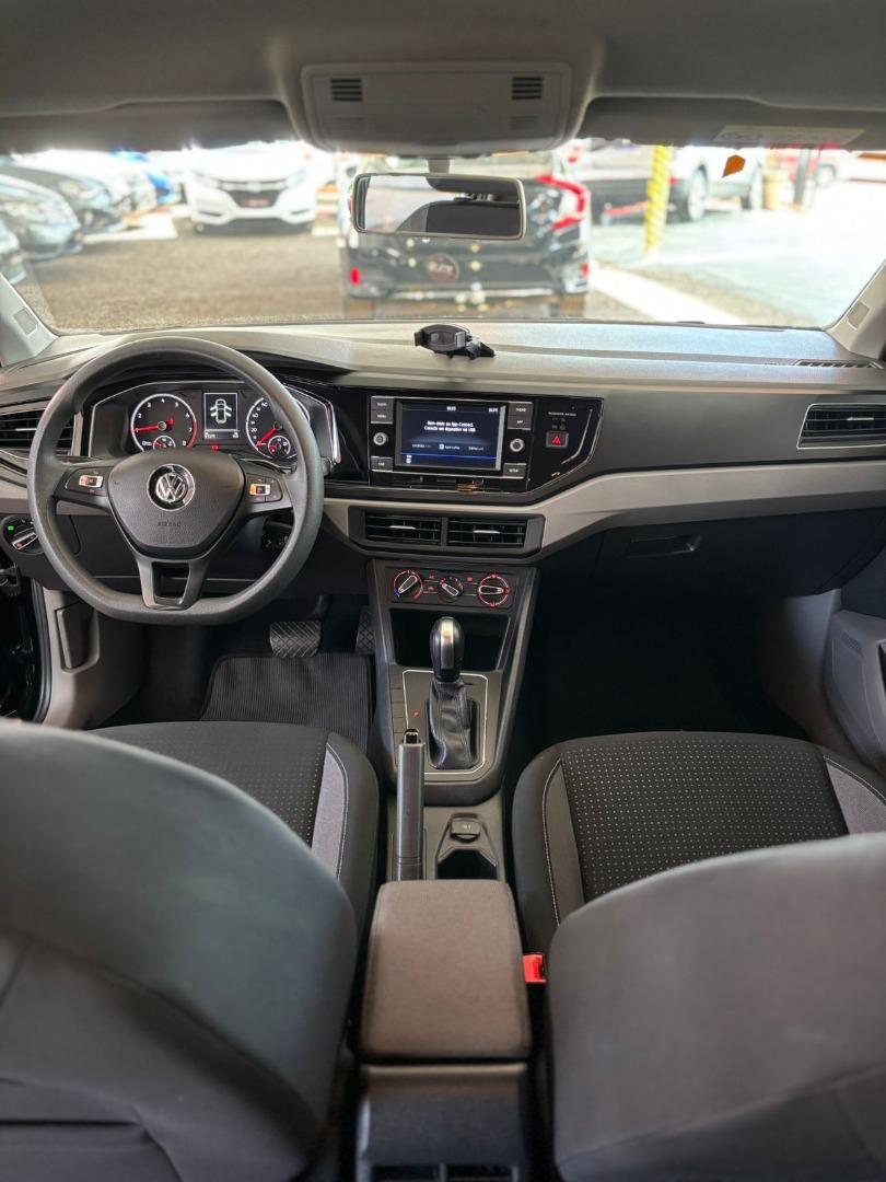 VOLKSWAGEN Polo Hatch - Foto