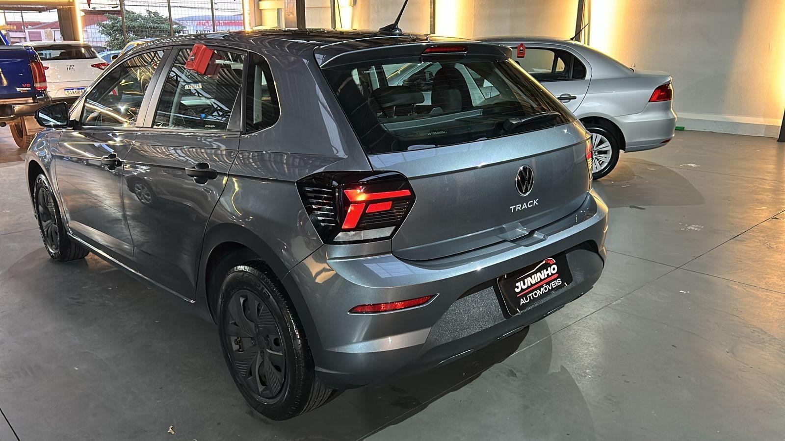 VOLKSWAGEN Polo Hatch - Foto