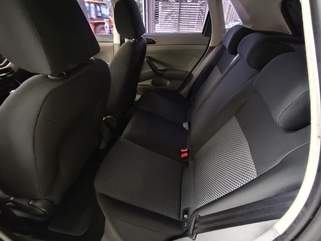 VOLKSWAGEN Polo Hatch - Foto