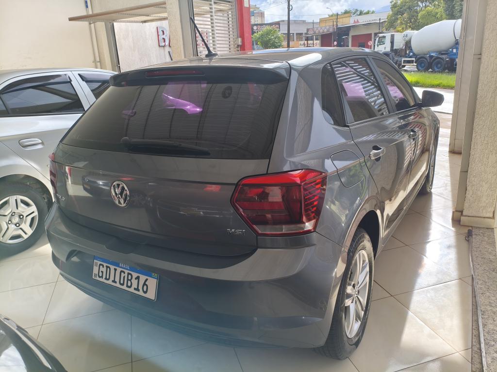 VOLKSWAGEN Polo Hatch - Foto