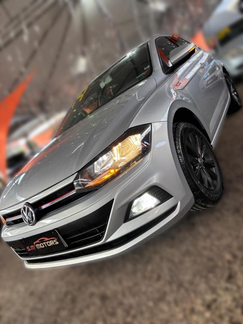 VOLKSWAGEN Polo Hatch - Foto