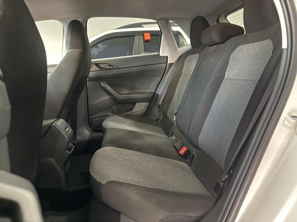 VOLKSWAGEN Polo Hatch - Foto