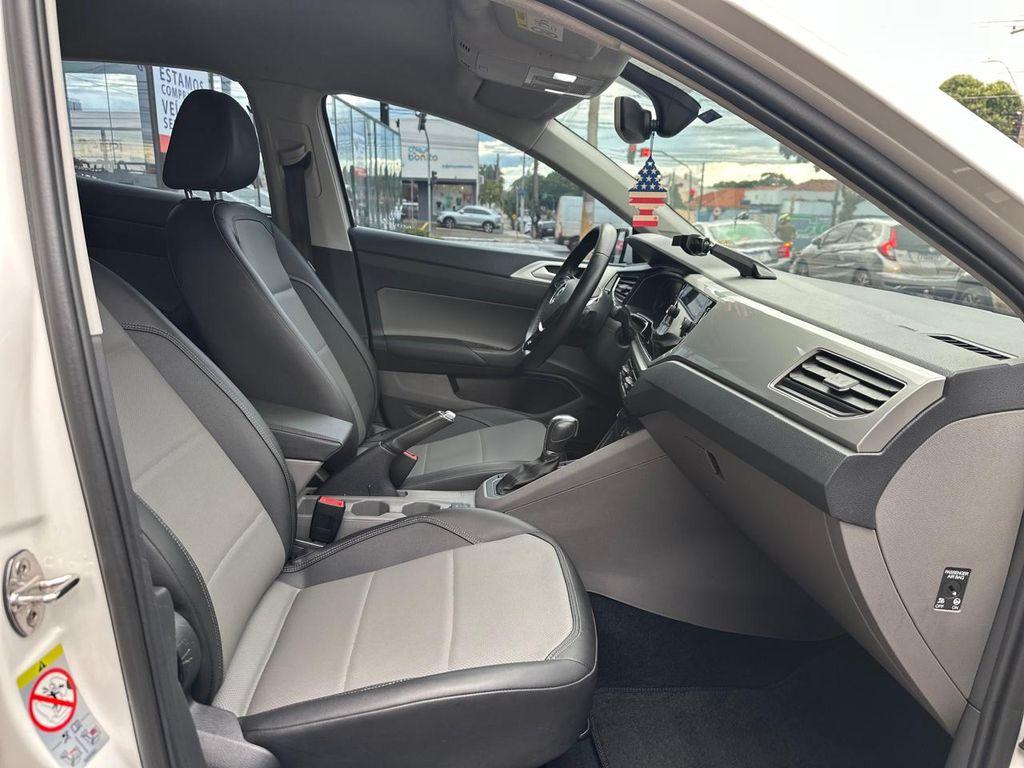 VOLKSWAGEN Polo Hatch - Foto
