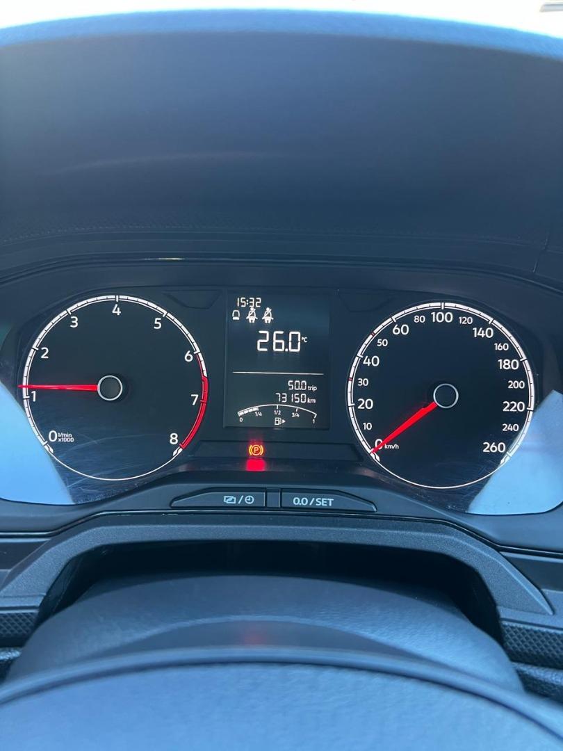 VOLKSWAGEN Polo Hatch - Foto