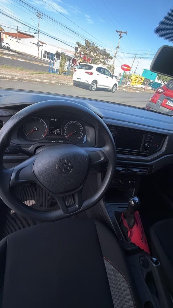 VOLKSWAGEN Polo Hatch - Foto