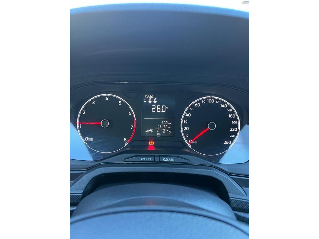 VOLKSWAGEN Polo Hatch - Foto