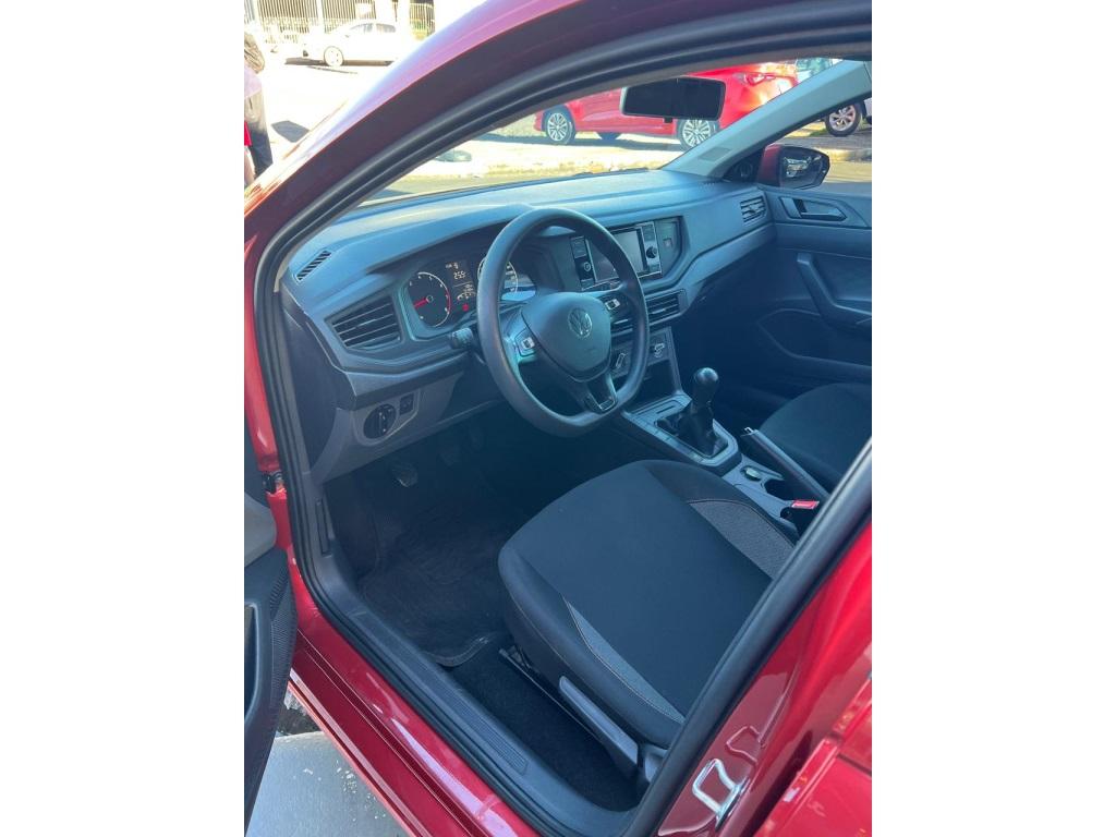 VOLKSWAGEN Polo Hatch - Foto