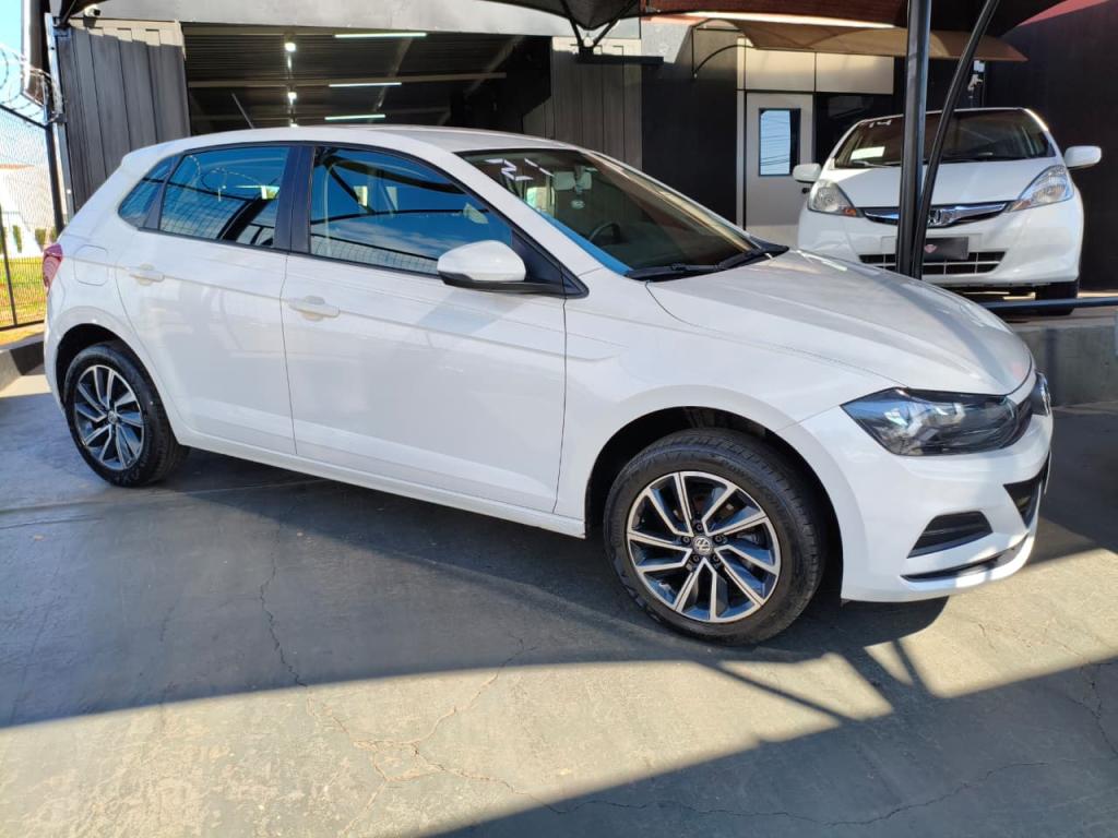 VOLKSWAGEN Polo Hatch
