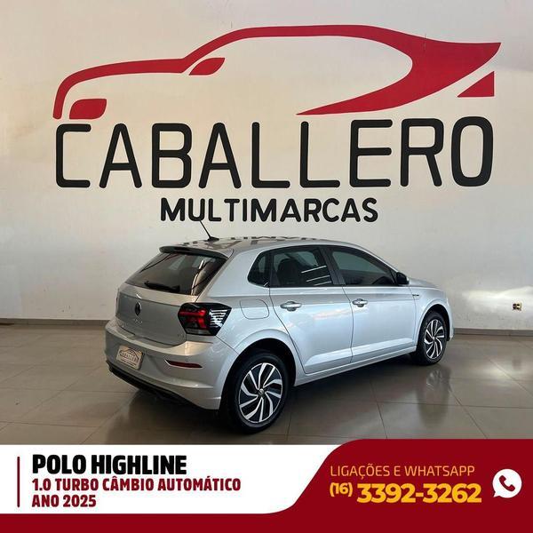 VOLKSWAGEN Polo Hatch - Foto