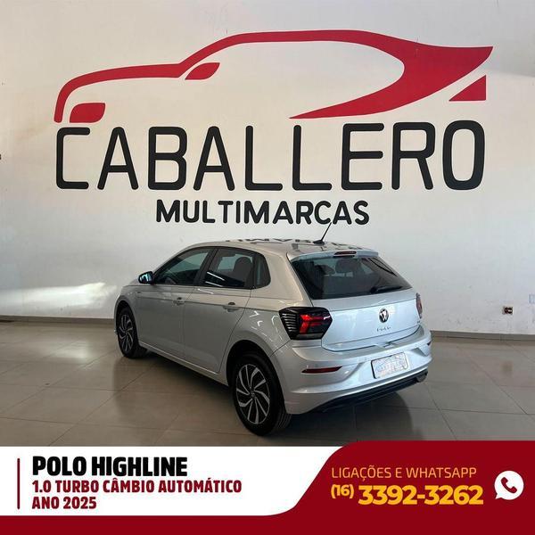 VOLKSWAGEN Polo Hatch - Foto
