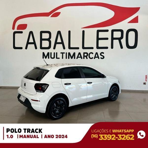 VOLKSWAGEN Polo Hatch - Foto