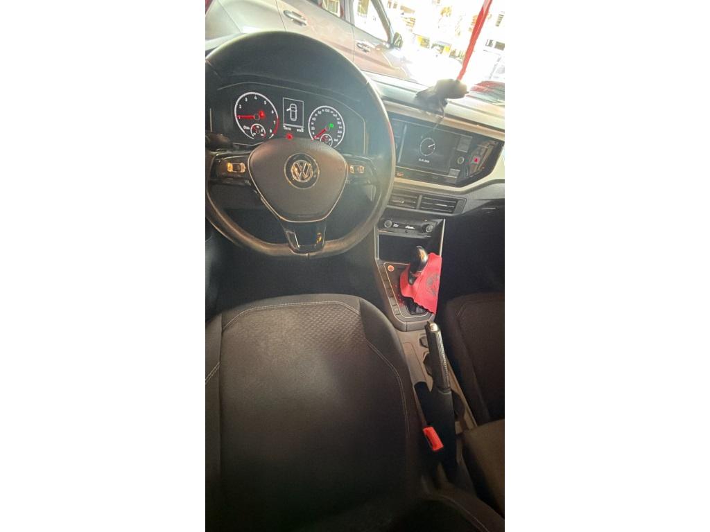 VOLKSWAGEN Polo Hatch - Foto