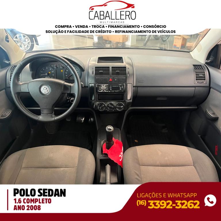 VOLKSWAGEN Polo Sedan - Foto