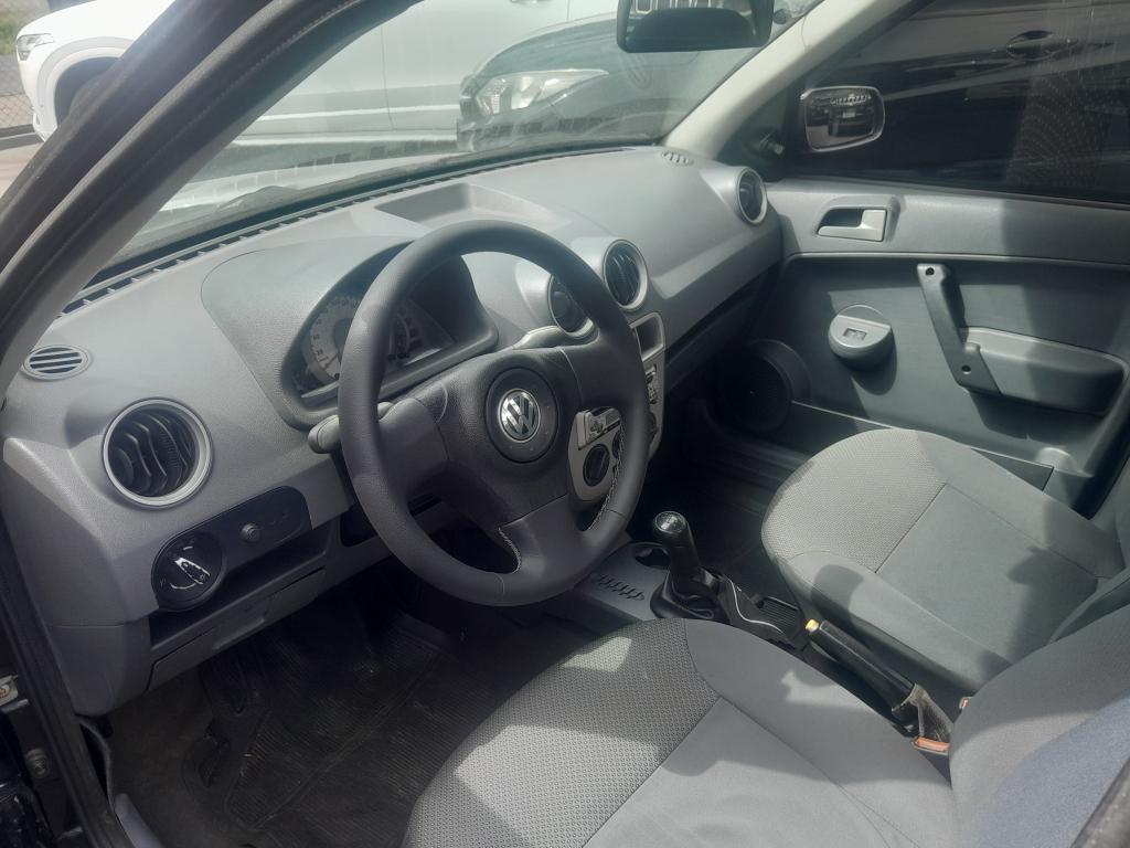 VOLKSWAGEN Saveiro - Foto