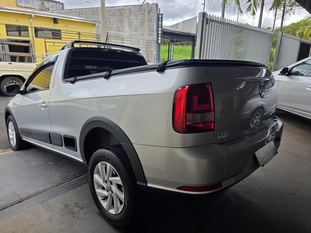 VOLKSWAGEN Saveiro - Foto