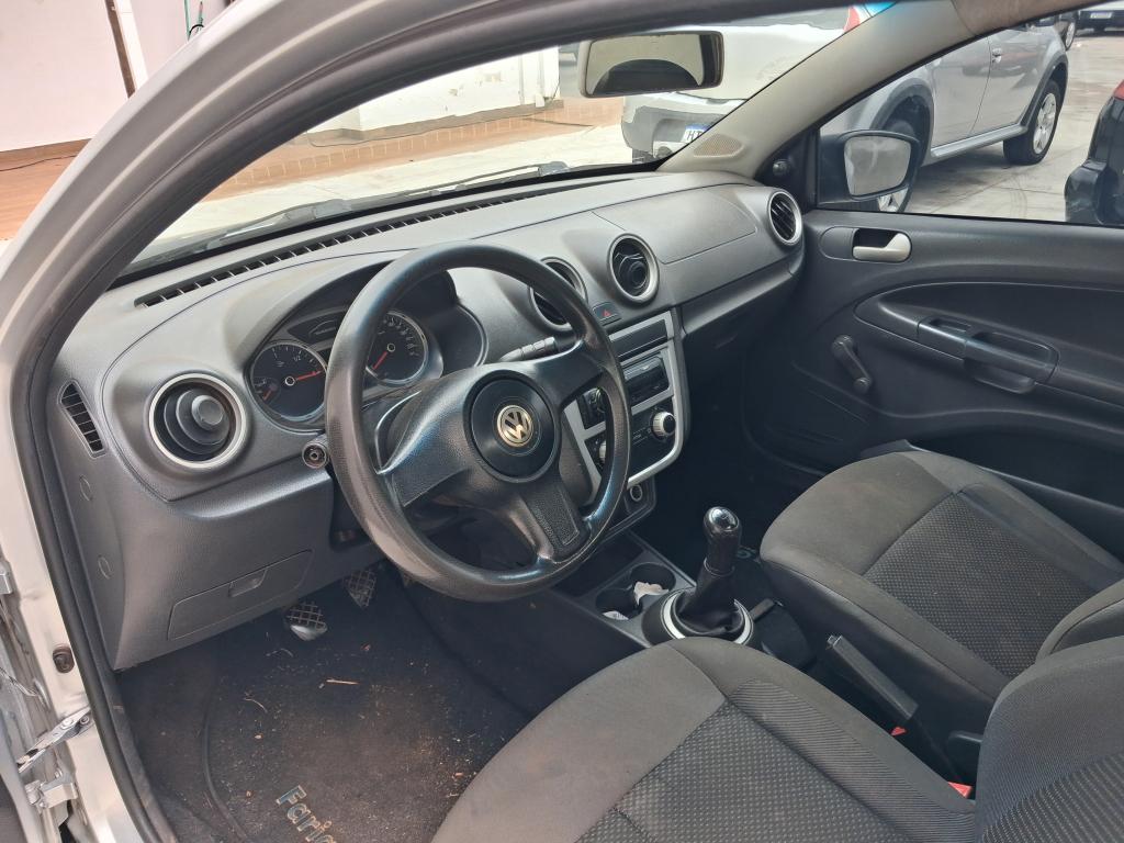 VOLKSWAGEN Saveiro - Foto