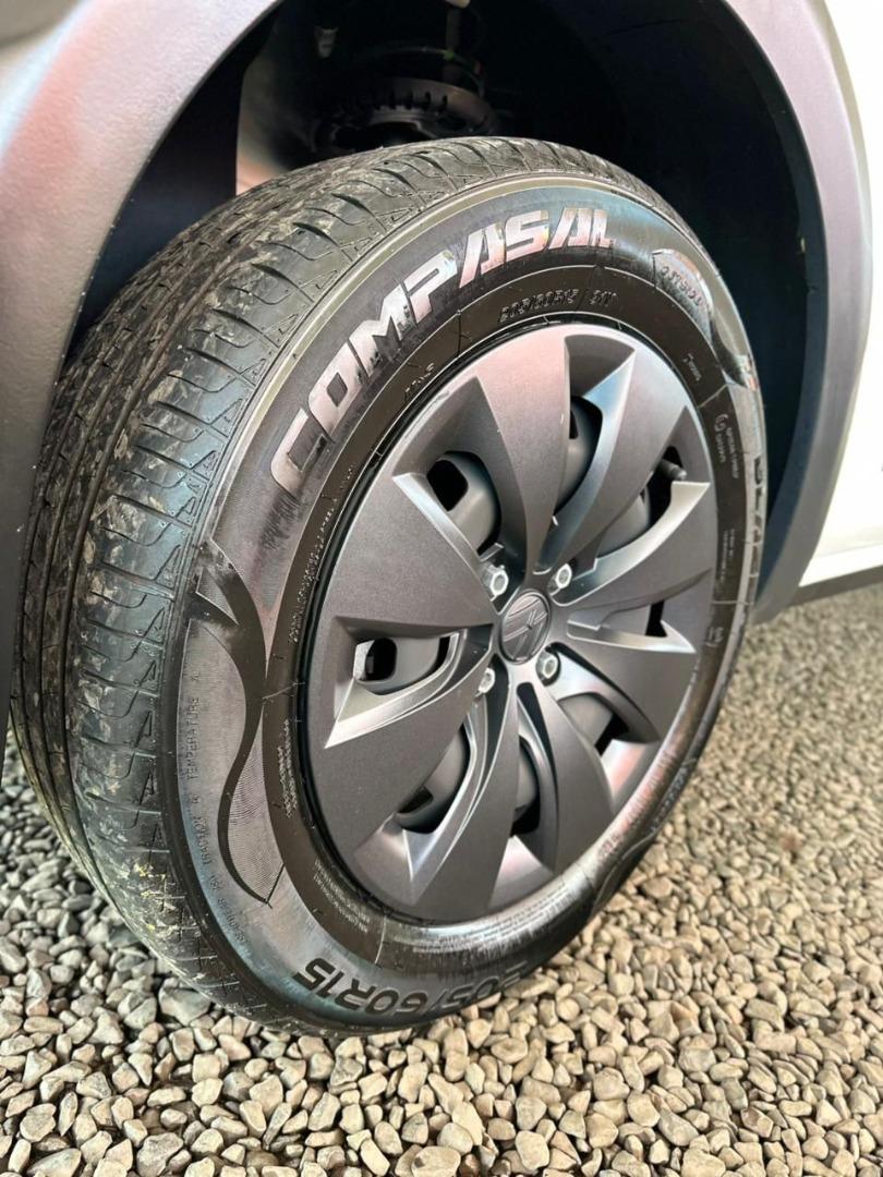 VOLKSWAGEN Saveiro - Foto