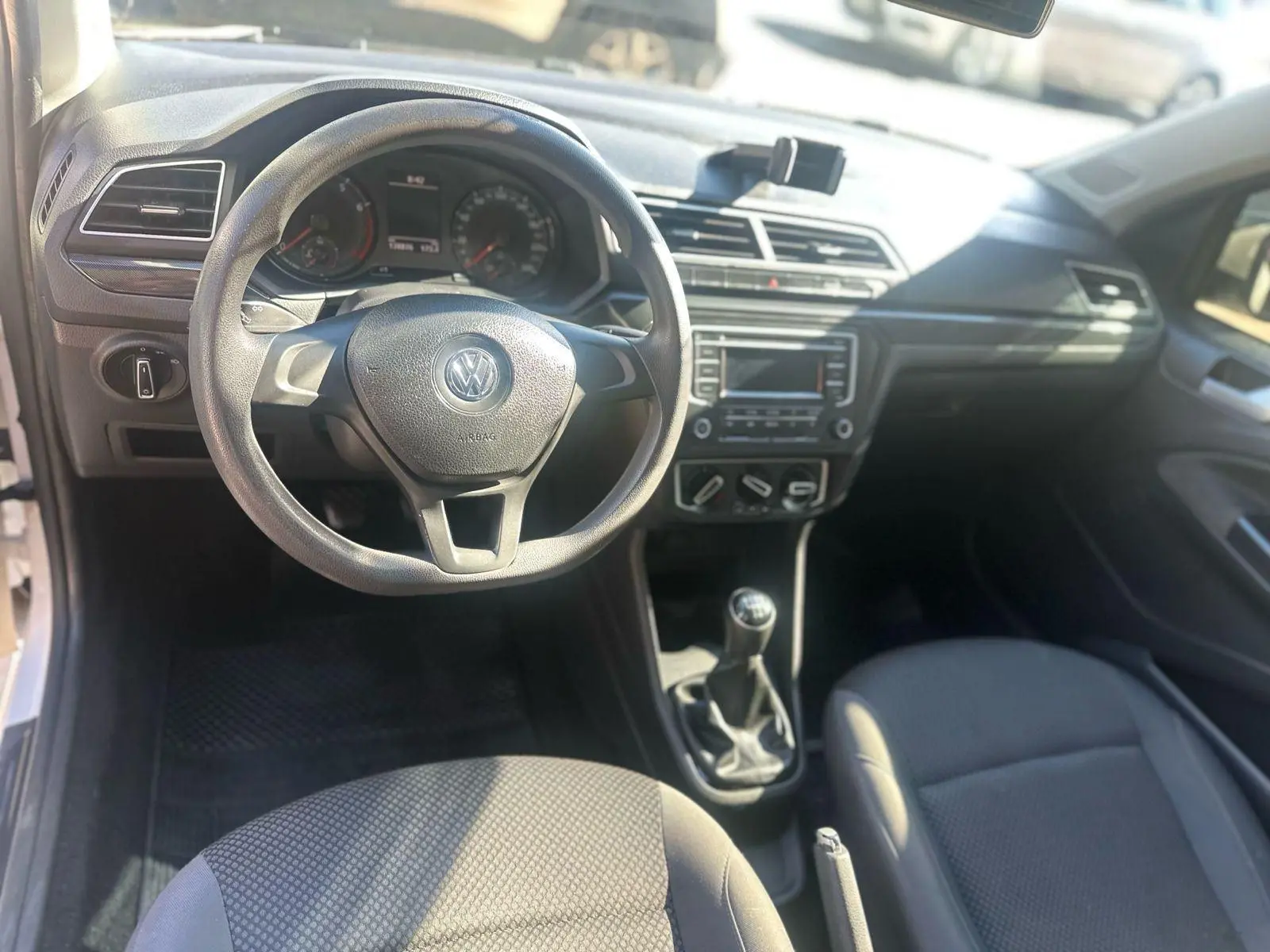 VOLKSWAGEN Saveiro - Foto