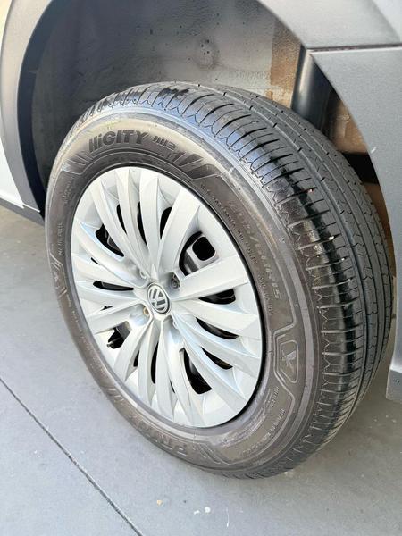 VOLKSWAGEN Saveiro - Foto