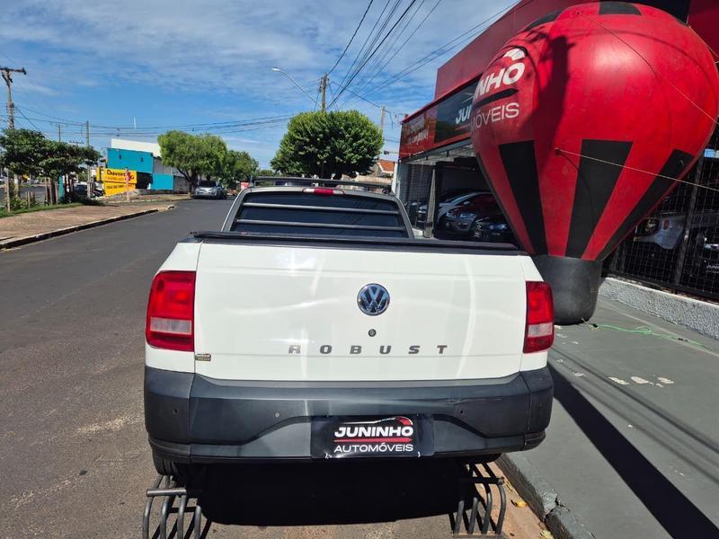 VOLKSWAGEN Saveiro - Foto