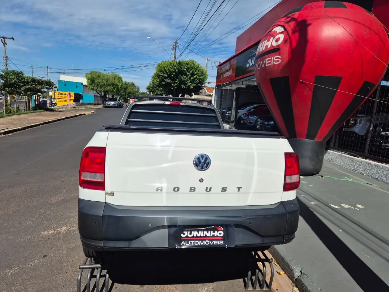 VOLKSWAGEN Saveiro - Foto