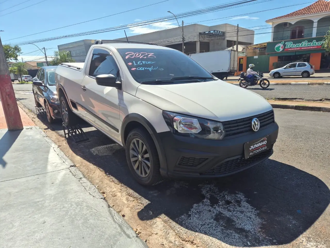 VOLKSWAGEN Saveiro - Foto
