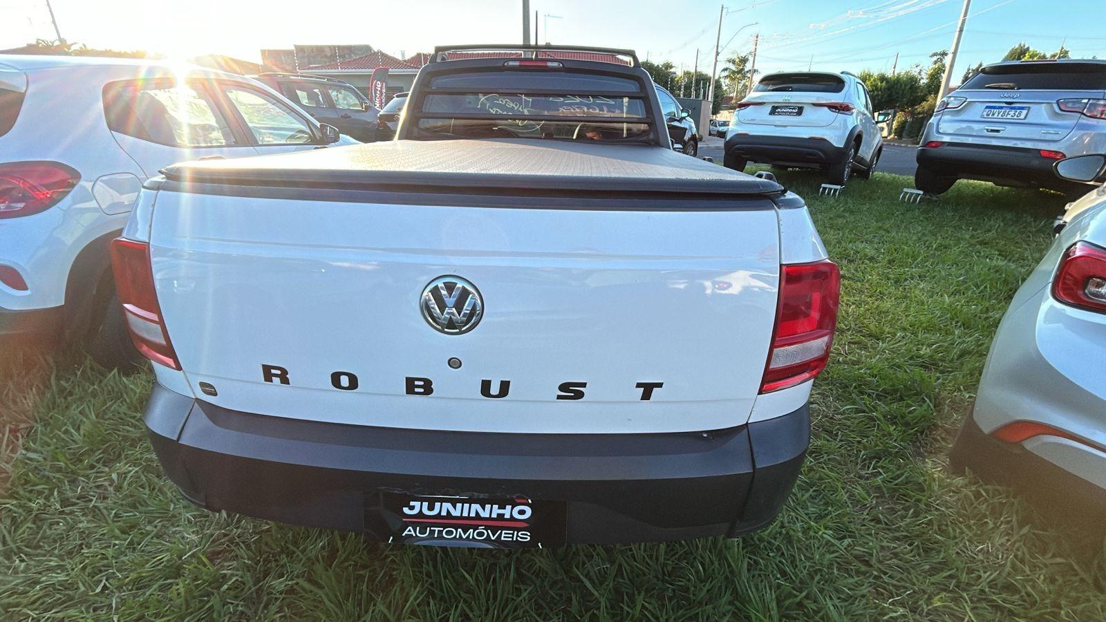 VOLKSWAGEN Saveiro - Foto