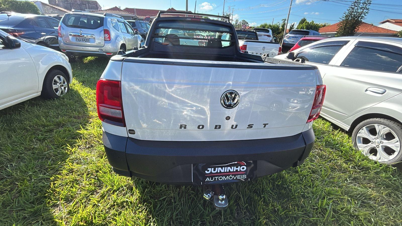 VOLKSWAGEN Saveiro - Foto