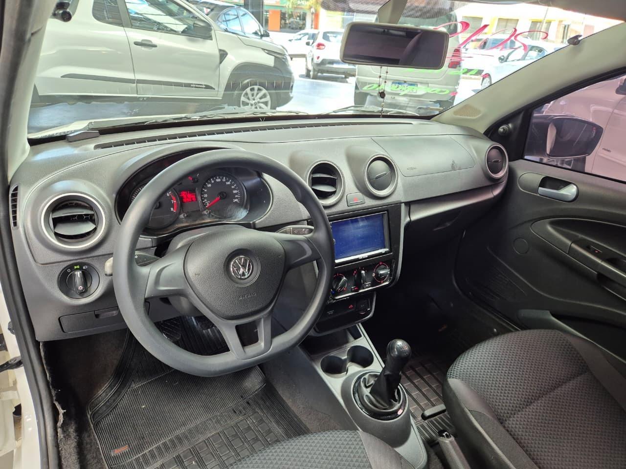VOLKSWAGEN Saveiro - Foto