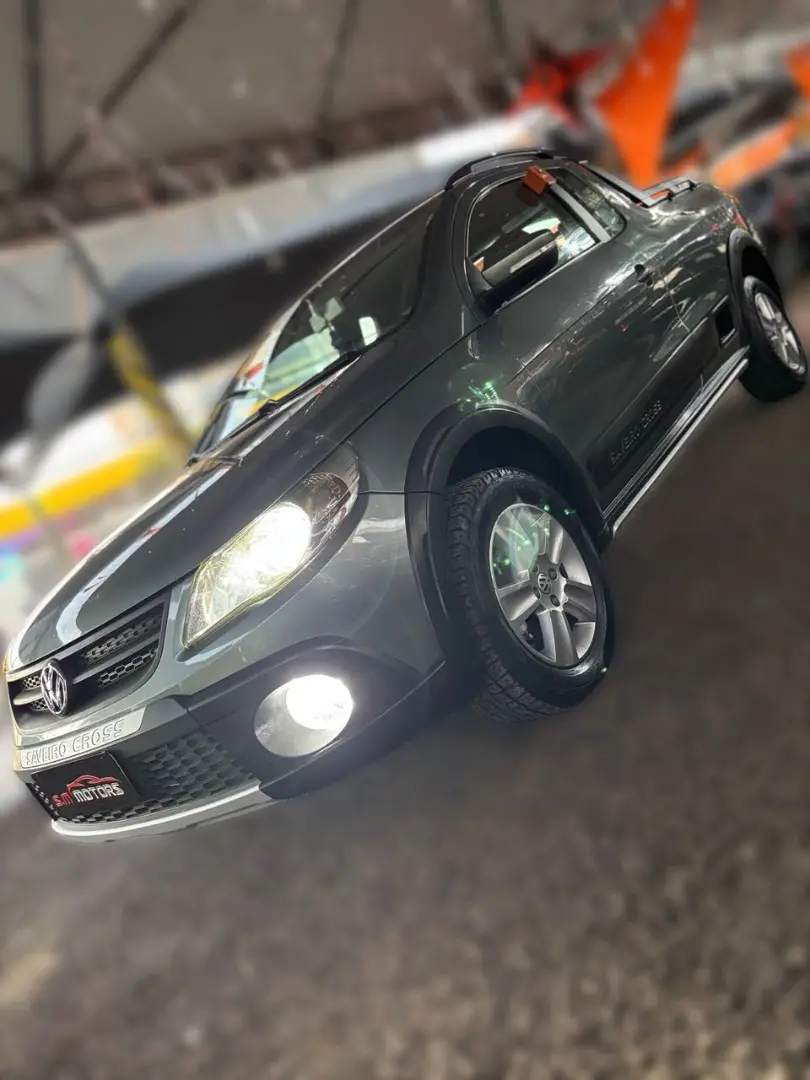 VOLKSWAGEN Saveiro - Foto