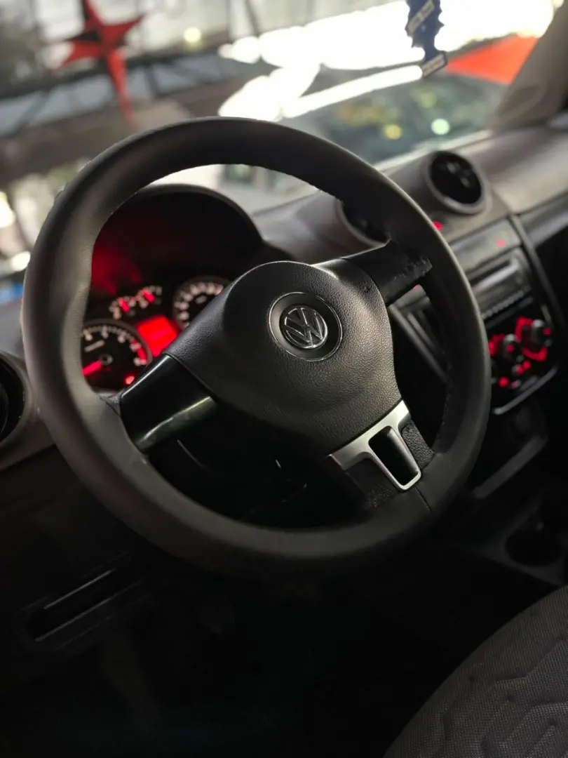 VOLKSWAGEN Saveiro - Foto