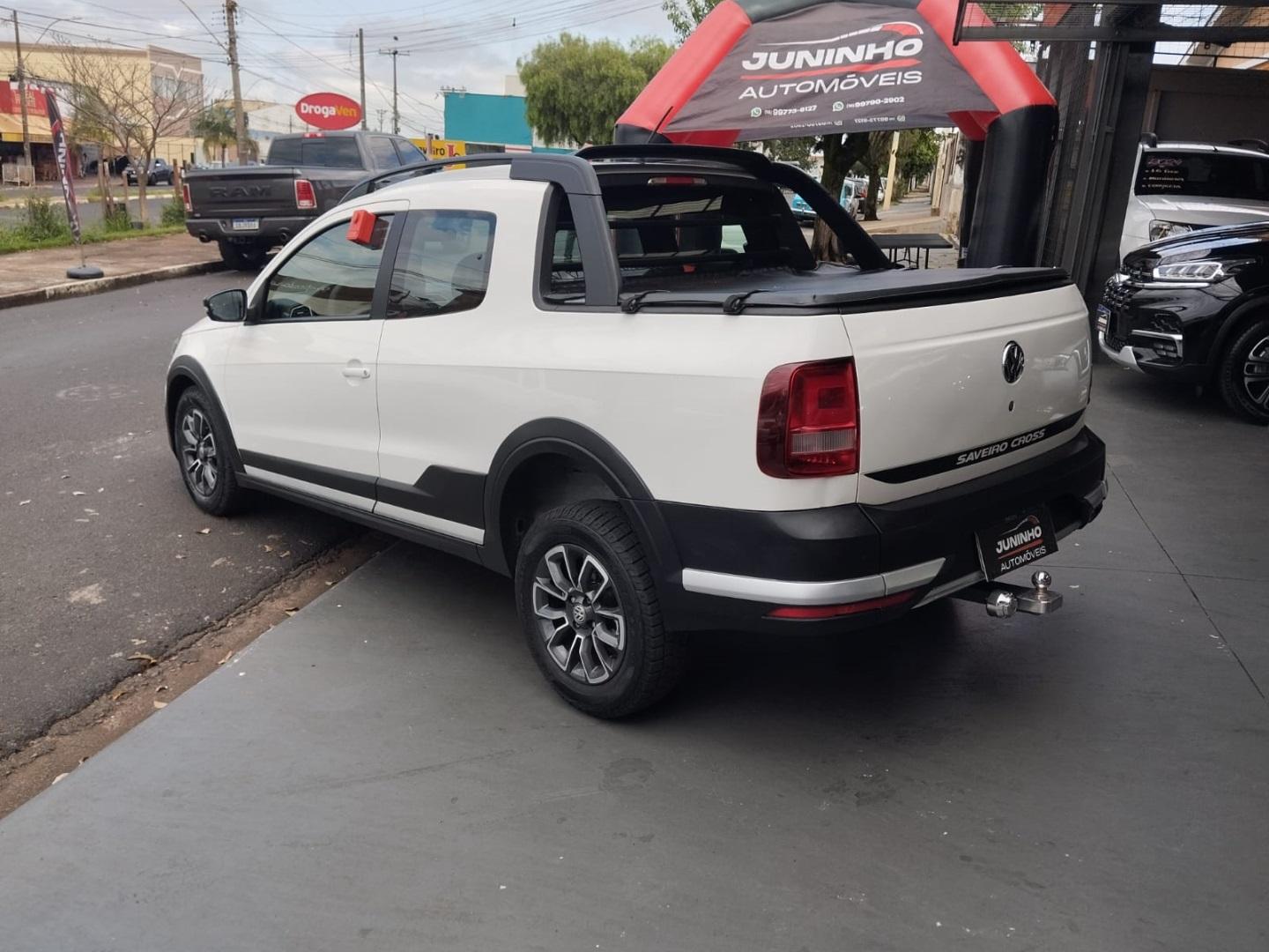 VOLKSWAGEN Saveiro - Foto