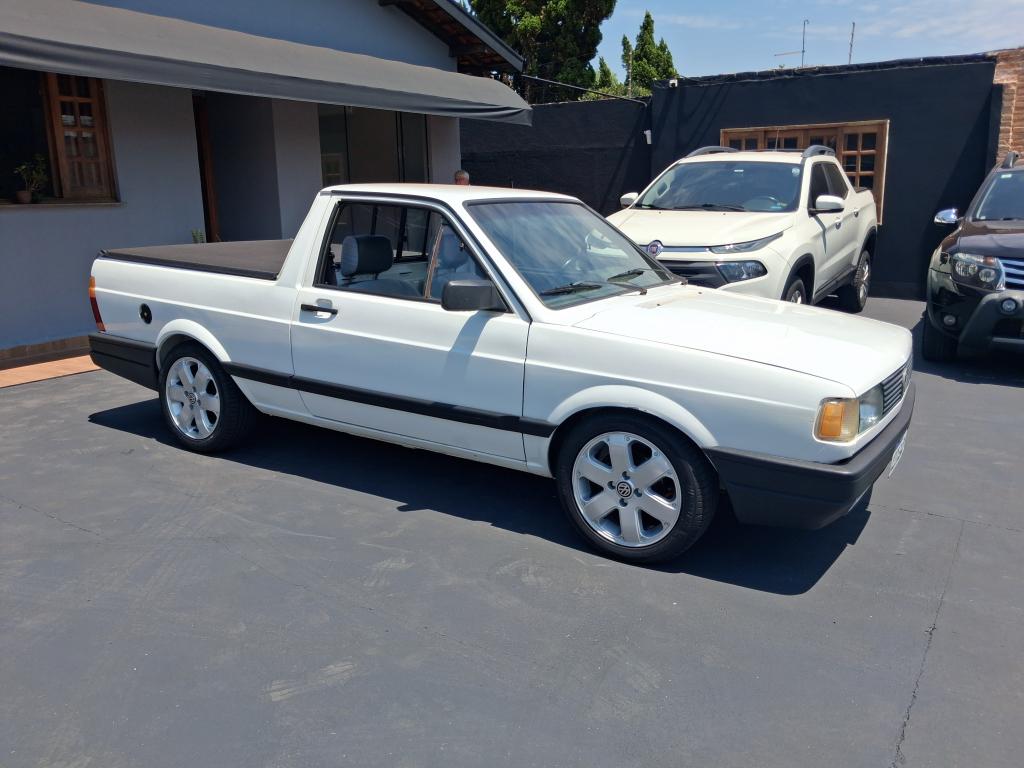 VOLKSWAGEN Saveiro