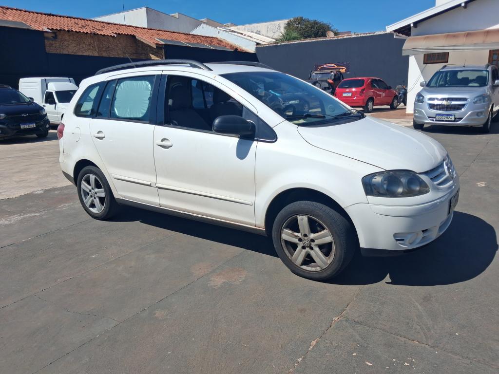 VOLKSWAGEN Space Fox