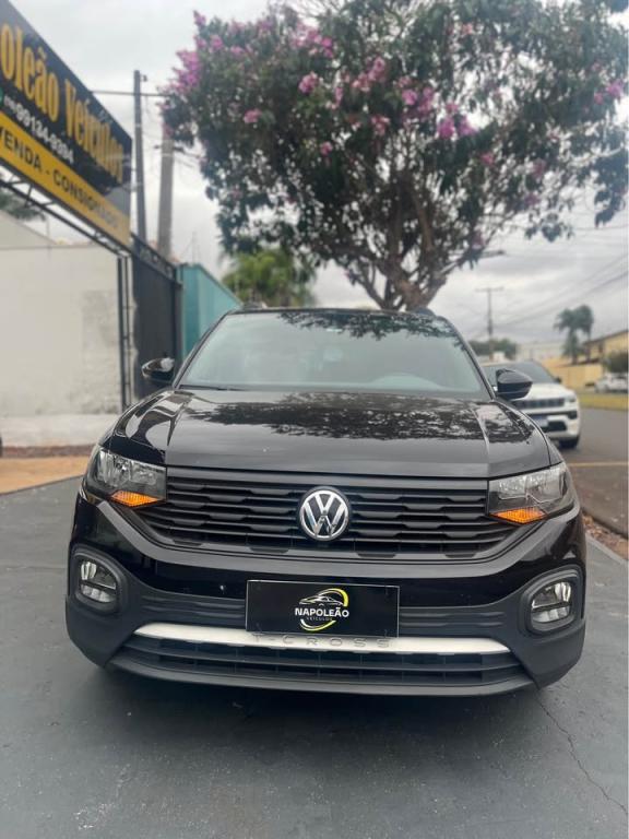VOLKSWAGEN T-Cross - Foto