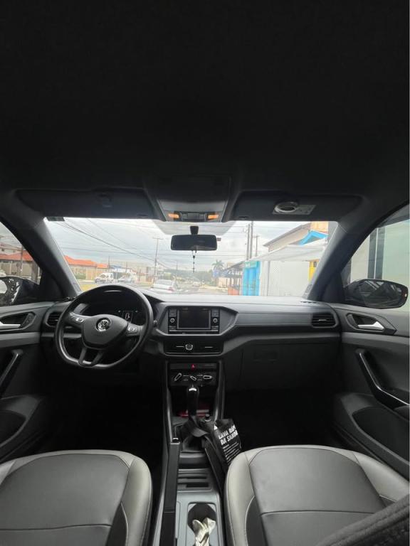 VOLKSWAGEN T-Cross - Foto