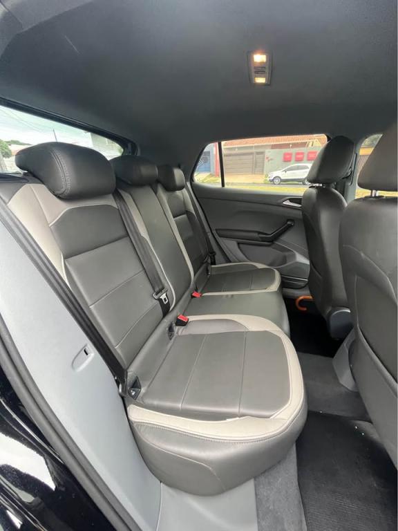 VOLKSWAGEN T-Cross - Foto