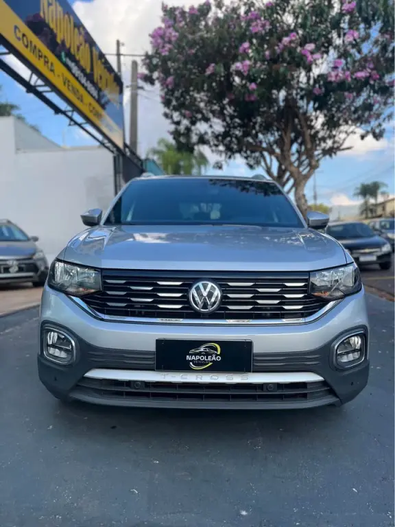 VOLKSWAGEN T-Cross - Foto
