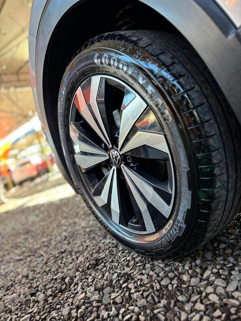 VOLKSWAGEN T-Cross - Foto