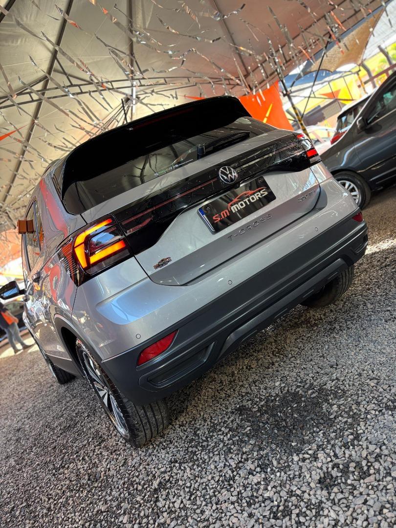 VOLKSWAGEN T-Cross - Foto