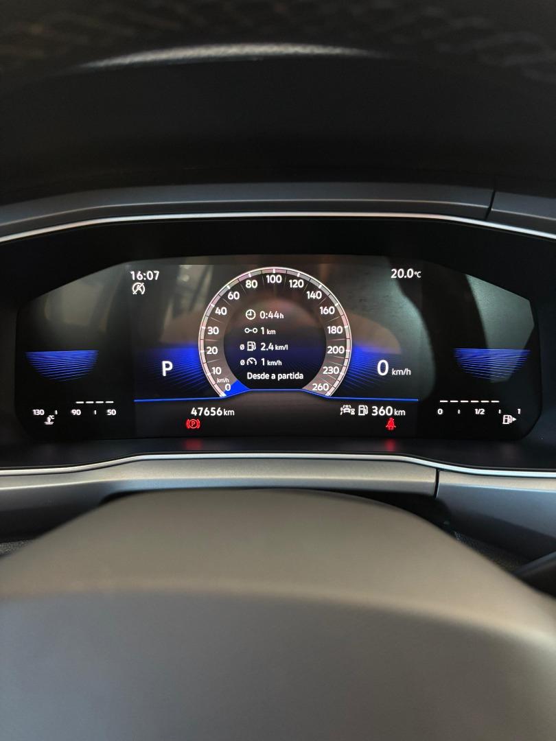 VOLKSWAGEN T-Cross - Foto