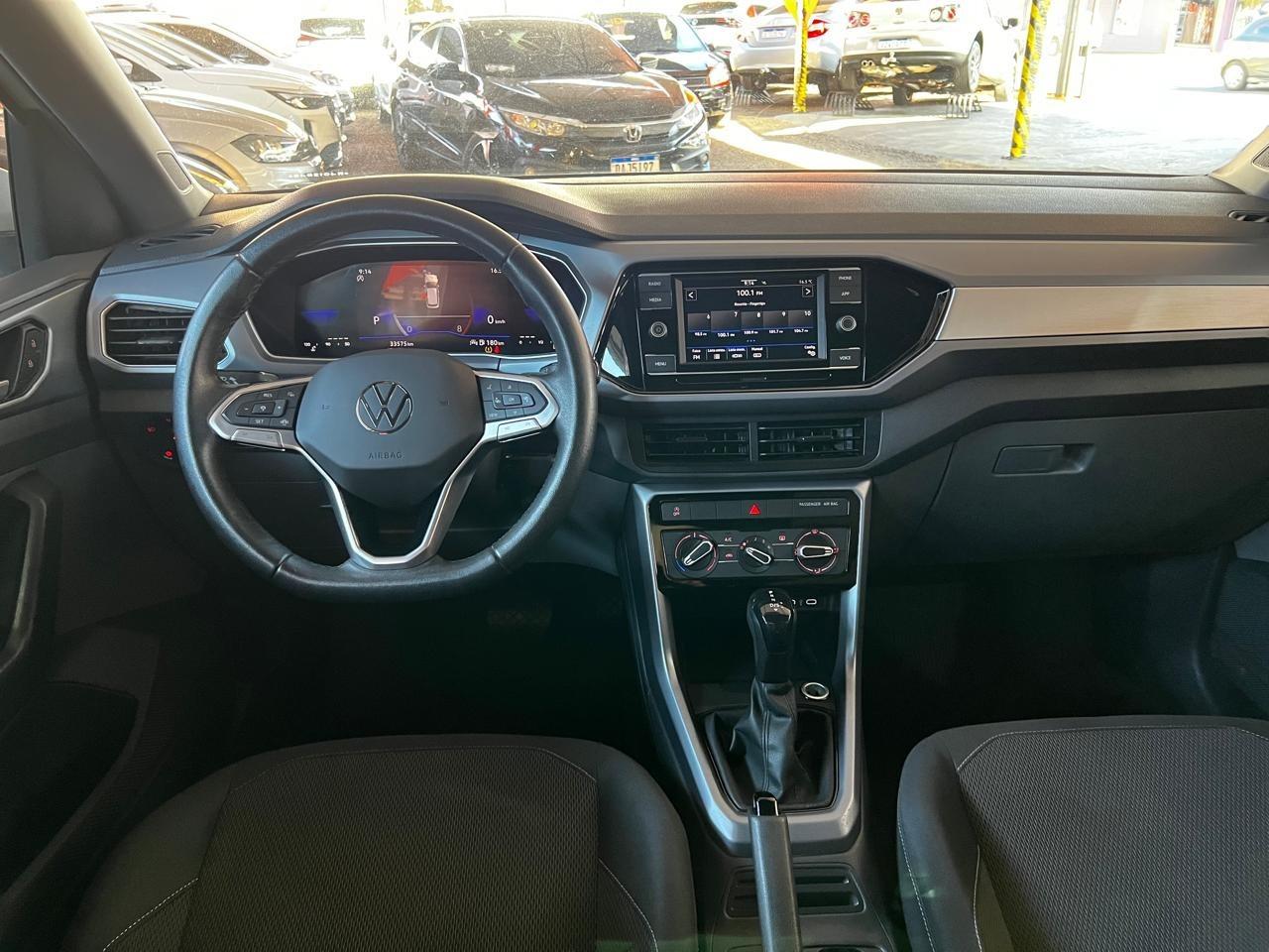 VOLKSWAGEN T-Cross - Foto