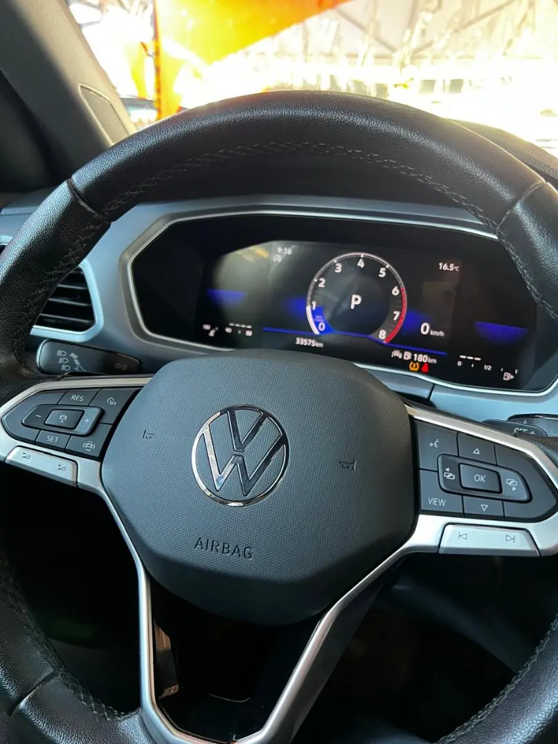 VOLKSWAGEN T-Cross - Foto